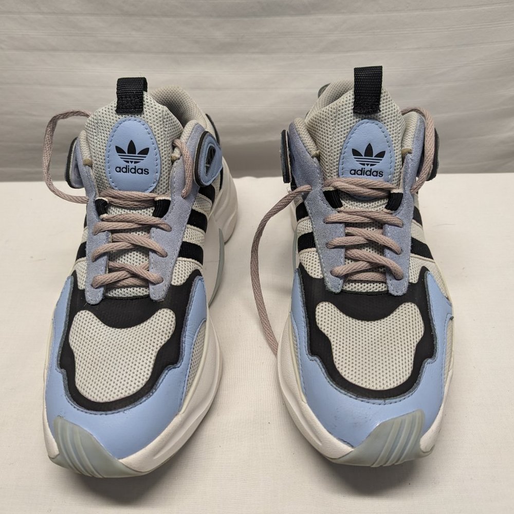 Adidas - Picture 3 of 8